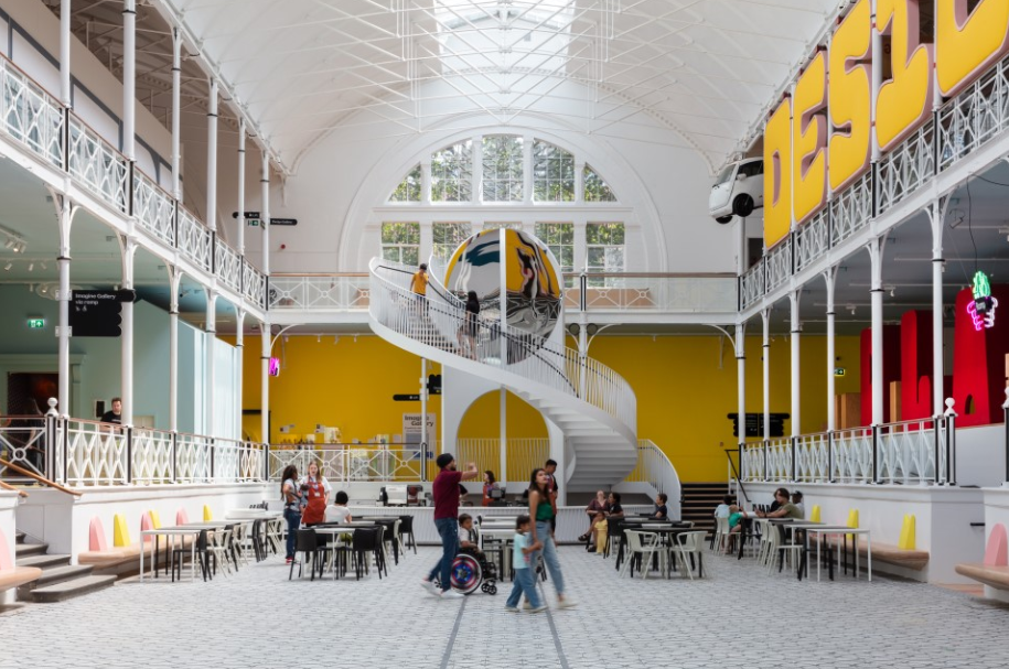 Young V&A